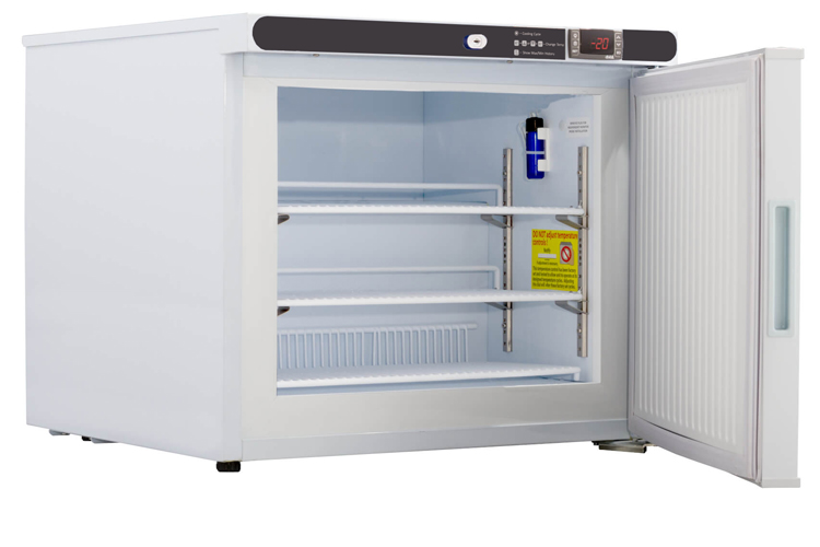 BSI Silver Series Standard Series Manual Defrost Freezer (-20C)