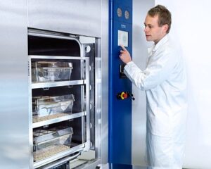 Laboratory Sterilizers (Autoclaves)